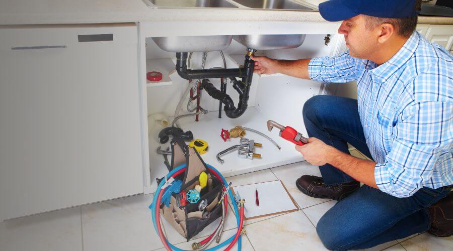 Professional expert plumbing services in Deerfield, OH